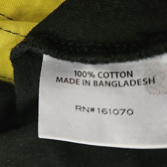 Switch Remarkable T Shirt Red & White Zipper Distressed Tee Mens Size L - Picture 9 of 9